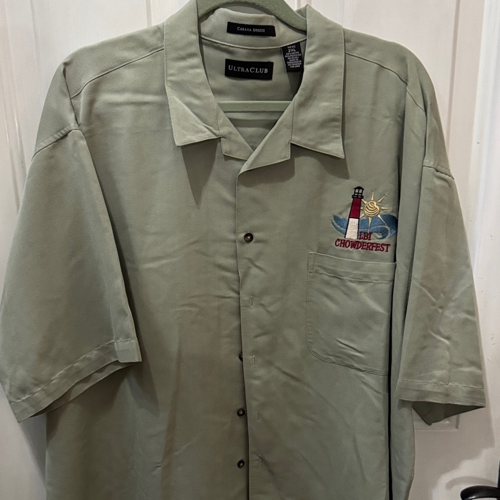 Men's Green Short Sleeve Button-Up Shirt LBI Chowderfest Long Beach Island NJ